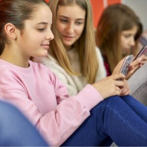 SCREENAGERS: Conecta con tus hijos en la era digital - 18 Marzo